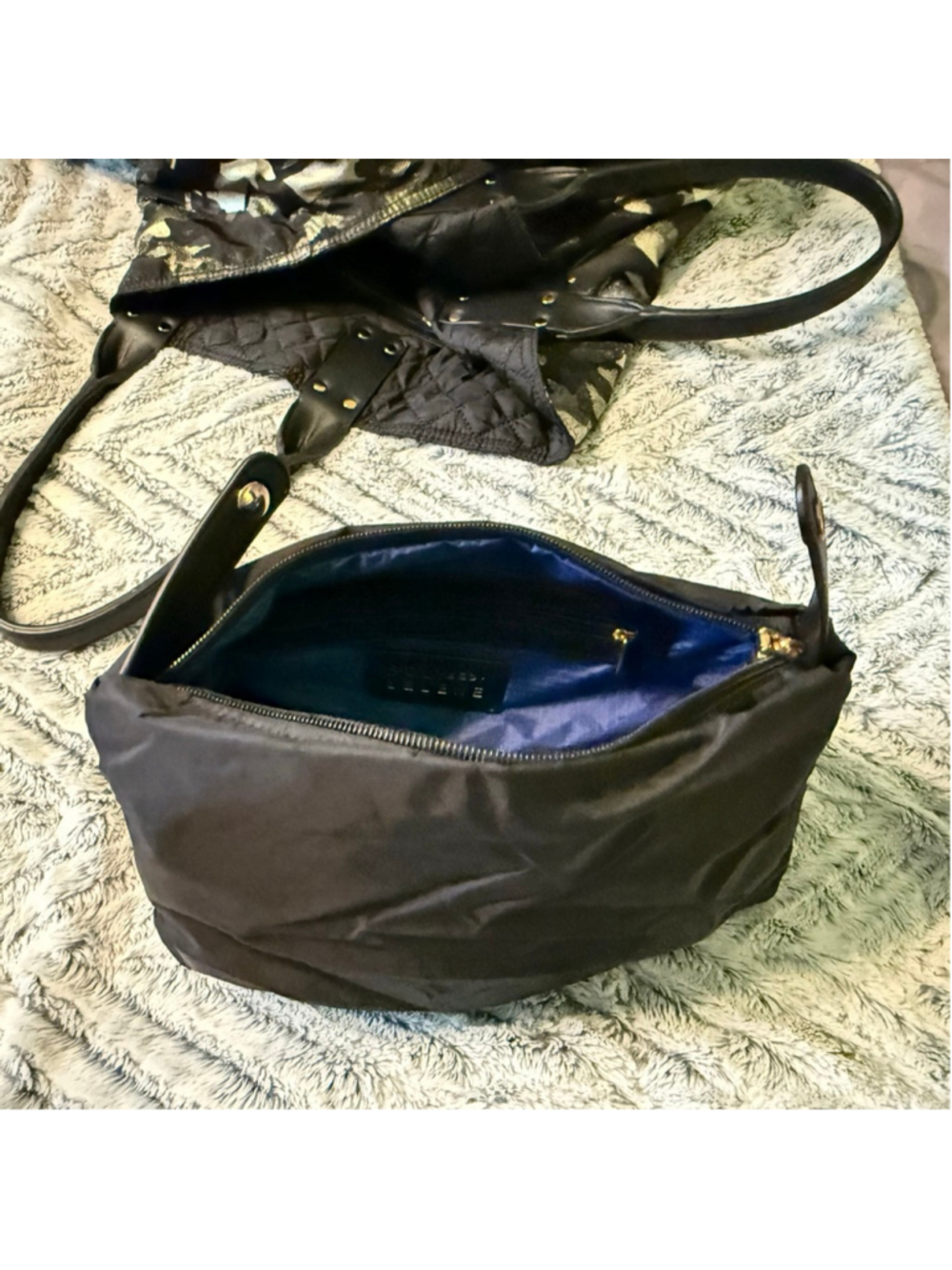 NEW Sol And Selene It Girl Camo Tote Reversible Metallic Black Gold Green NWOT - Picture 11 of 16